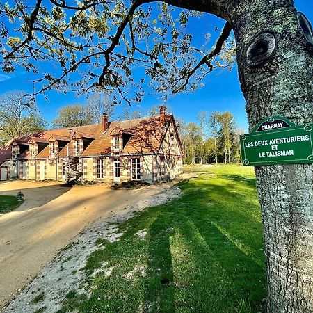 Domaine De Charnay - Charme Et Confort Dans Un Environnement D'Exception Vierzon Exterior photo